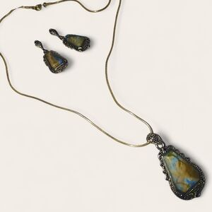 Matching Blue Stone Jewelry Set With Silver Tone Accents Necklace Earrings